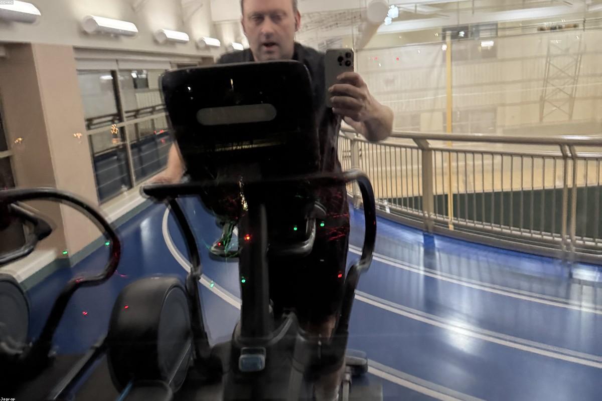 The Athletic Ideal vs. the Real Body — Why the Gap Destroys Confidence